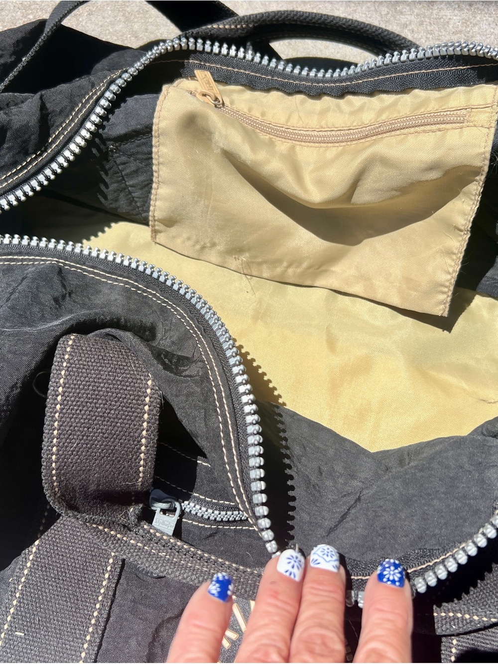 Kipling Black Canvas Duffel Bag with Contrast Stitching - Picture 4 of 7